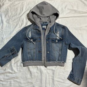 Stylish Denim and Gray waist-length Jacket NWOT SIze S